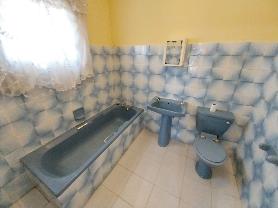To Let 3 Bedroom Property for Rent in Southernwood Eastern Cape